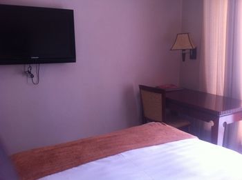 Hotel Labama Γκαμπορόνε Εξωτερικό φωτογραφία